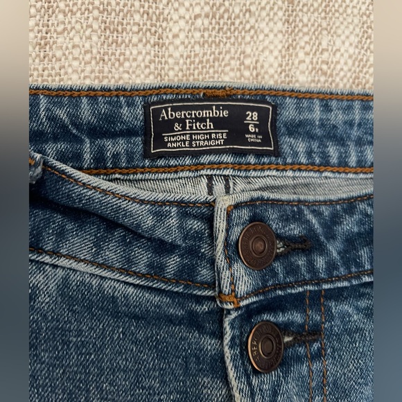 Abercrombie & Fitch Women’s Simone High Rise Ankle Jeans Size 28/6R - Picture 3 of 8